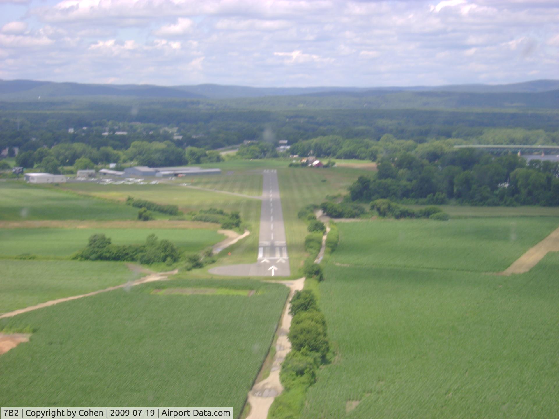 Northampton Airport (7B2) - A little high on final for runway 32 at Northampton Airport