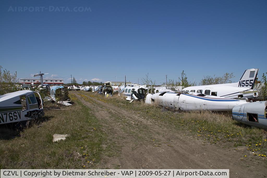Edmonton/Villeneuve Airport (Villeneuve Airport), Villeneuve, Alberta Canada (CZVL) - Some spare parts needed?