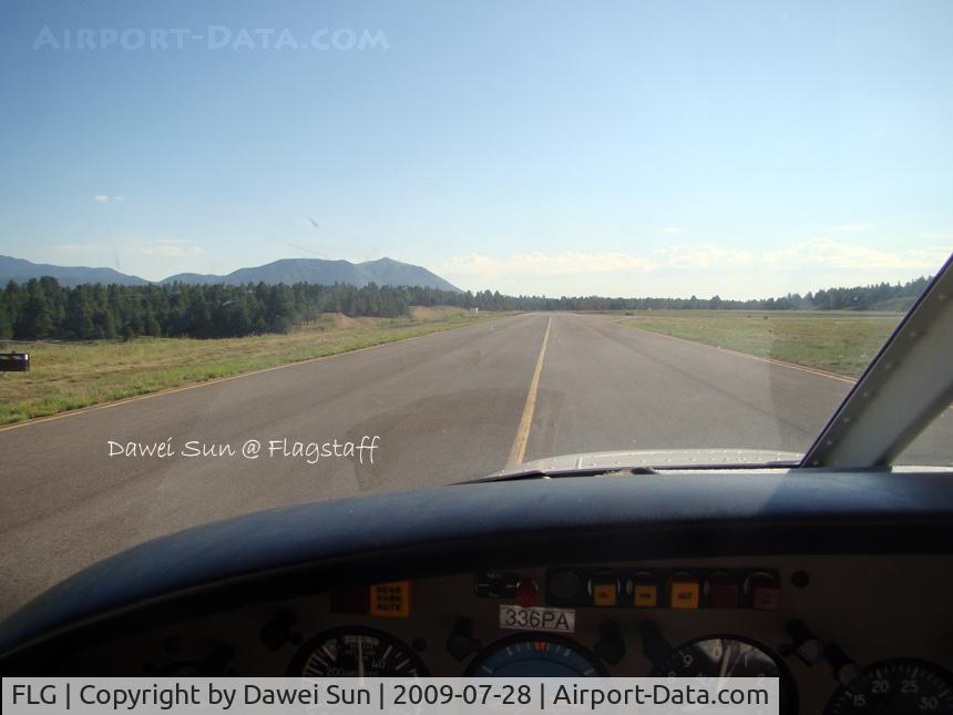 Flagstaff Pulliam Airport (FLG) - taxiback to runway @ flagstaff