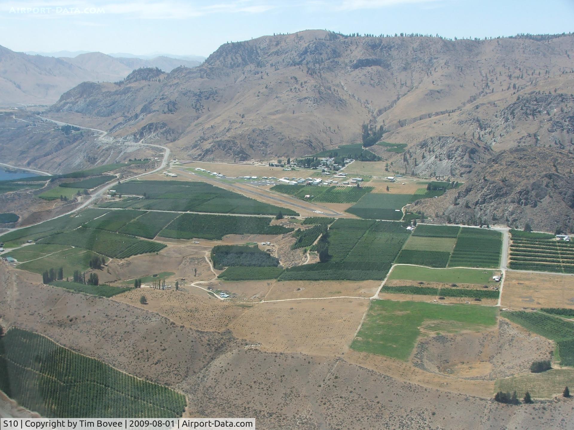 Lake Chelan Airport (S10) - Chelan Washington @ 2500 off of rwy 20