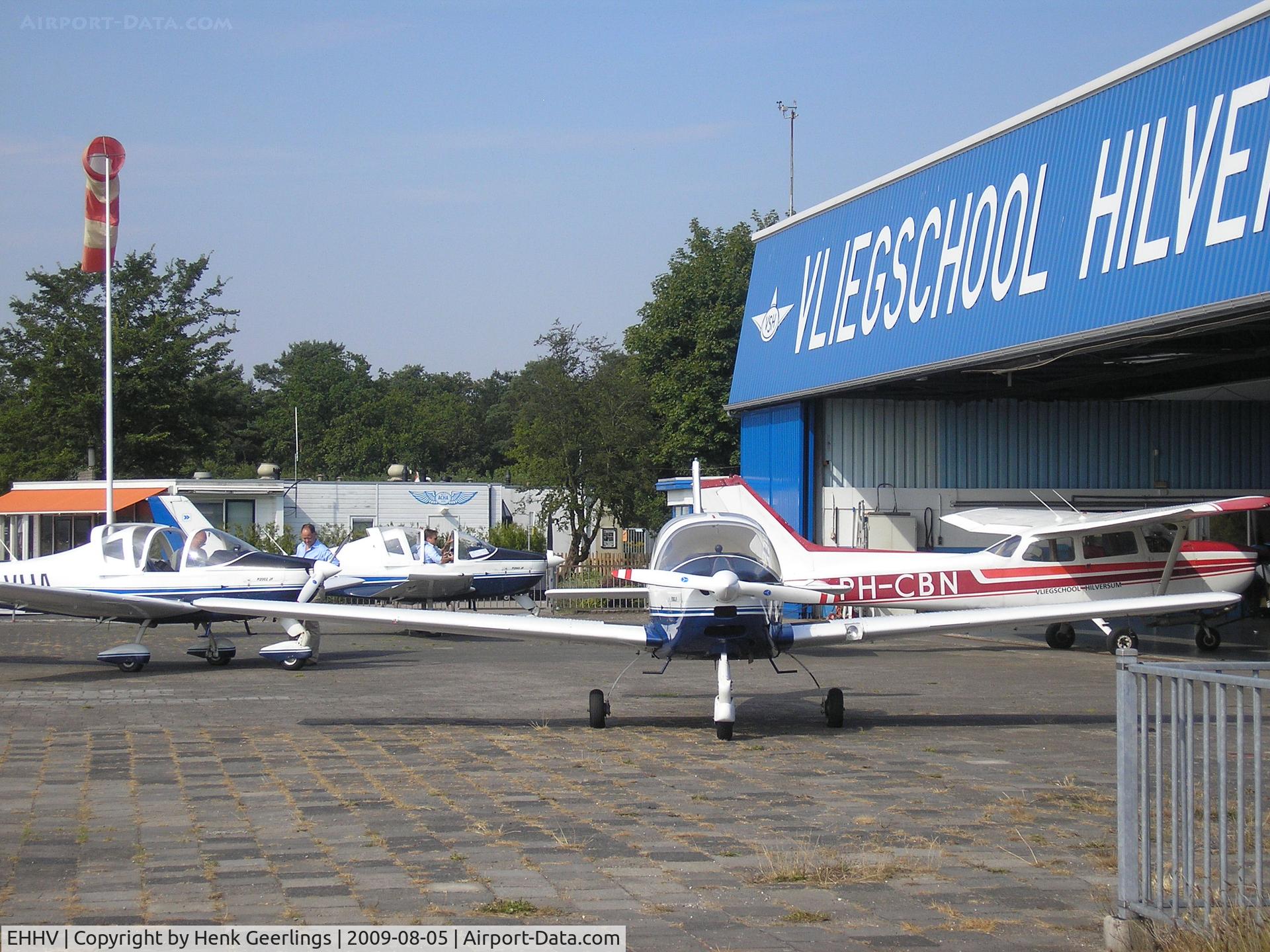Hilversum Airport, Hilversum Netherlands (EHHV) - Hilversum Aerodrome , hangar Flying school