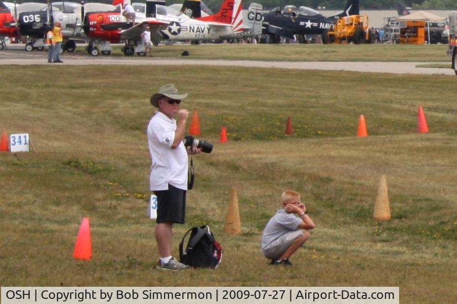Wittman Regional Airport (OSH) - Pick your spot and enjoy the show - Airventure 2009.