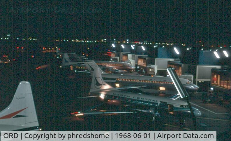 Chicago O'hare International Airport (ORD) - those were the days, propellers
