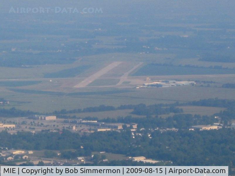 Delaware County Regional Airport (MIE) - Looking NW through the summer haze from 2500'