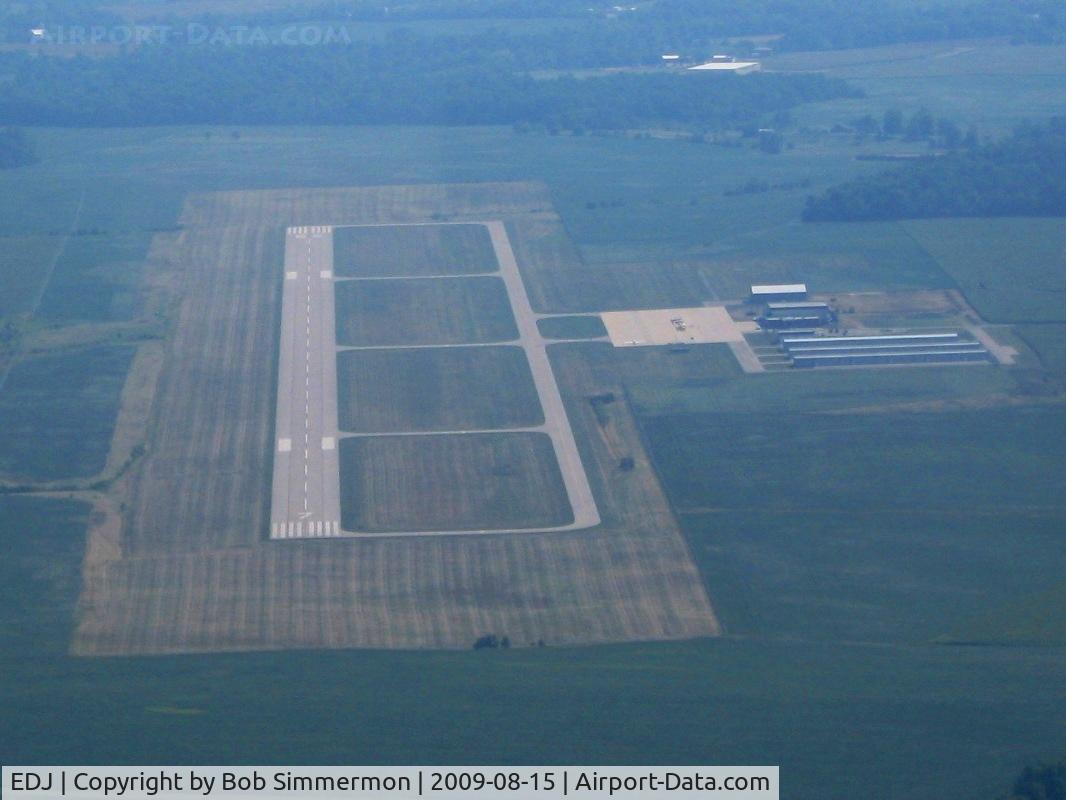 Bellefontaine Regional Airport (EDJ) - Looking down RWY 7