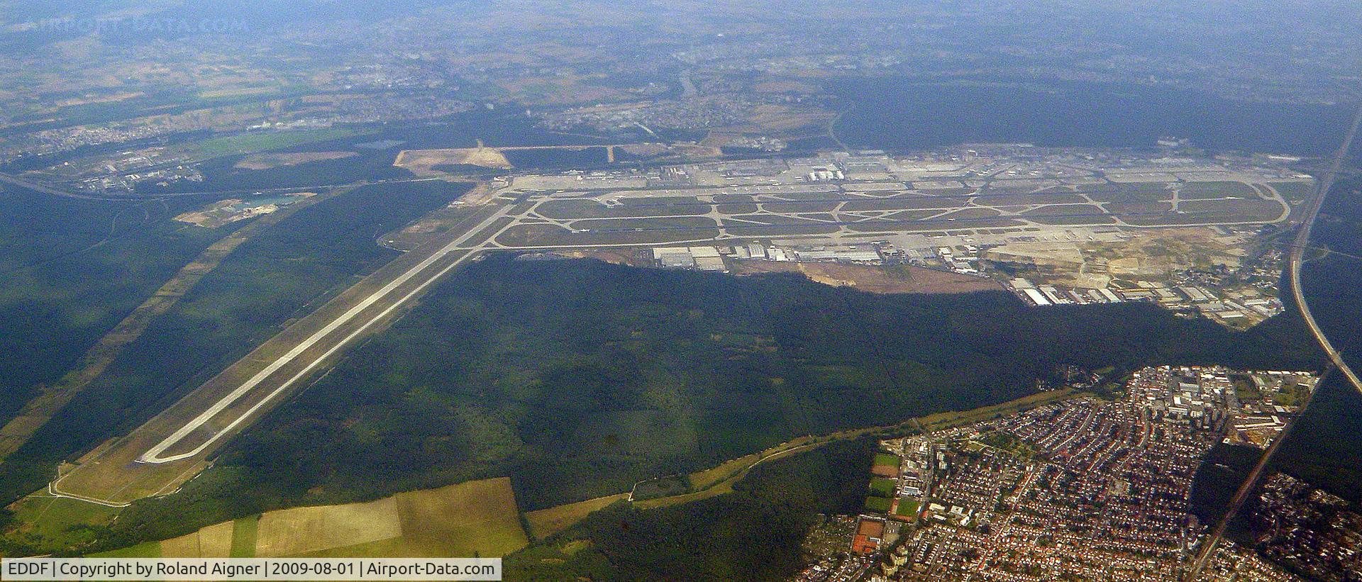Frankfurt International Airport, Frankfurt am Main Germany (EDDF) - Some minutes bevor landing in Frankfurt
