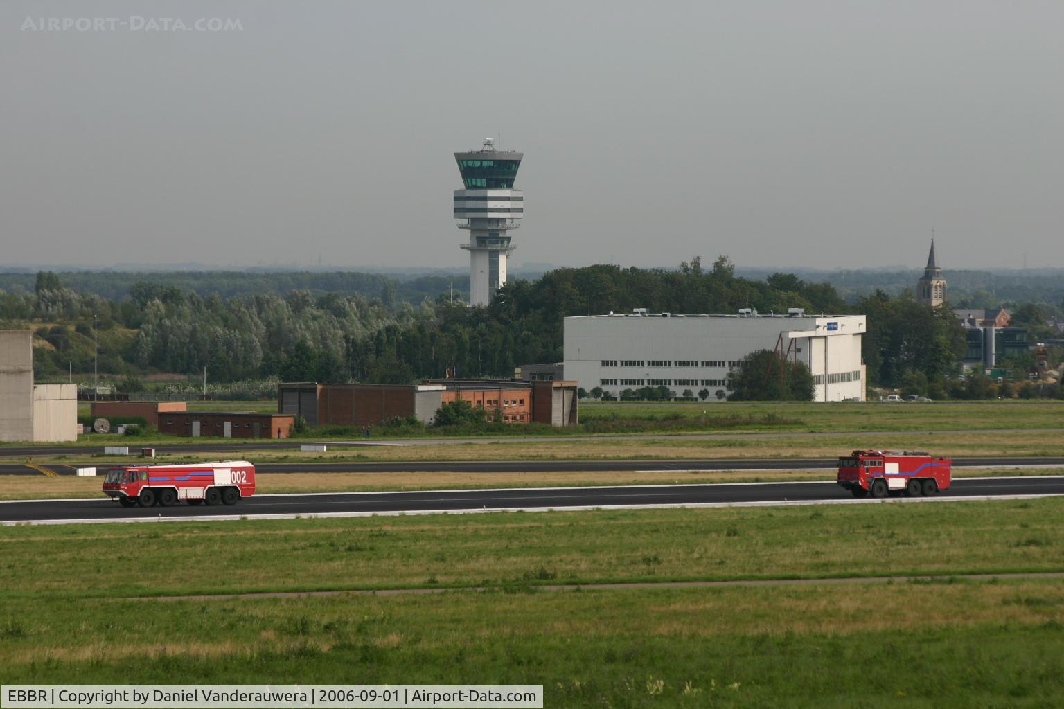 Brussels Airport, Brussels / Zaventem   Belgium (EBBR) - C.T. and rwy 25L/07R