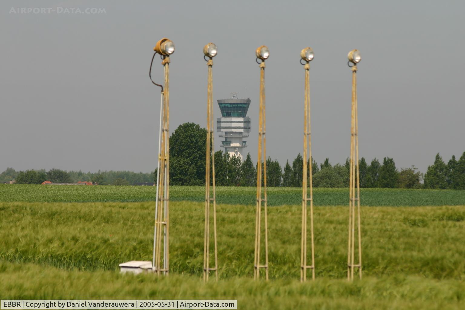 Brussels Airport, Brussels / Zaventem   Belgium (EBBR) - C.T. and rwy 25L