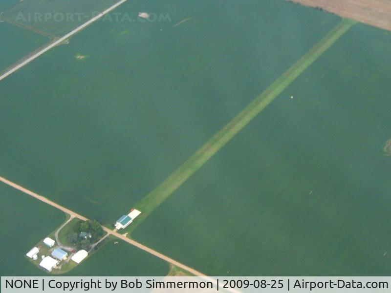 NONE Airport - Uncharted E-W farm strip on Ainsworth Rd south of W. Portland Rd - Ionia, Michigan