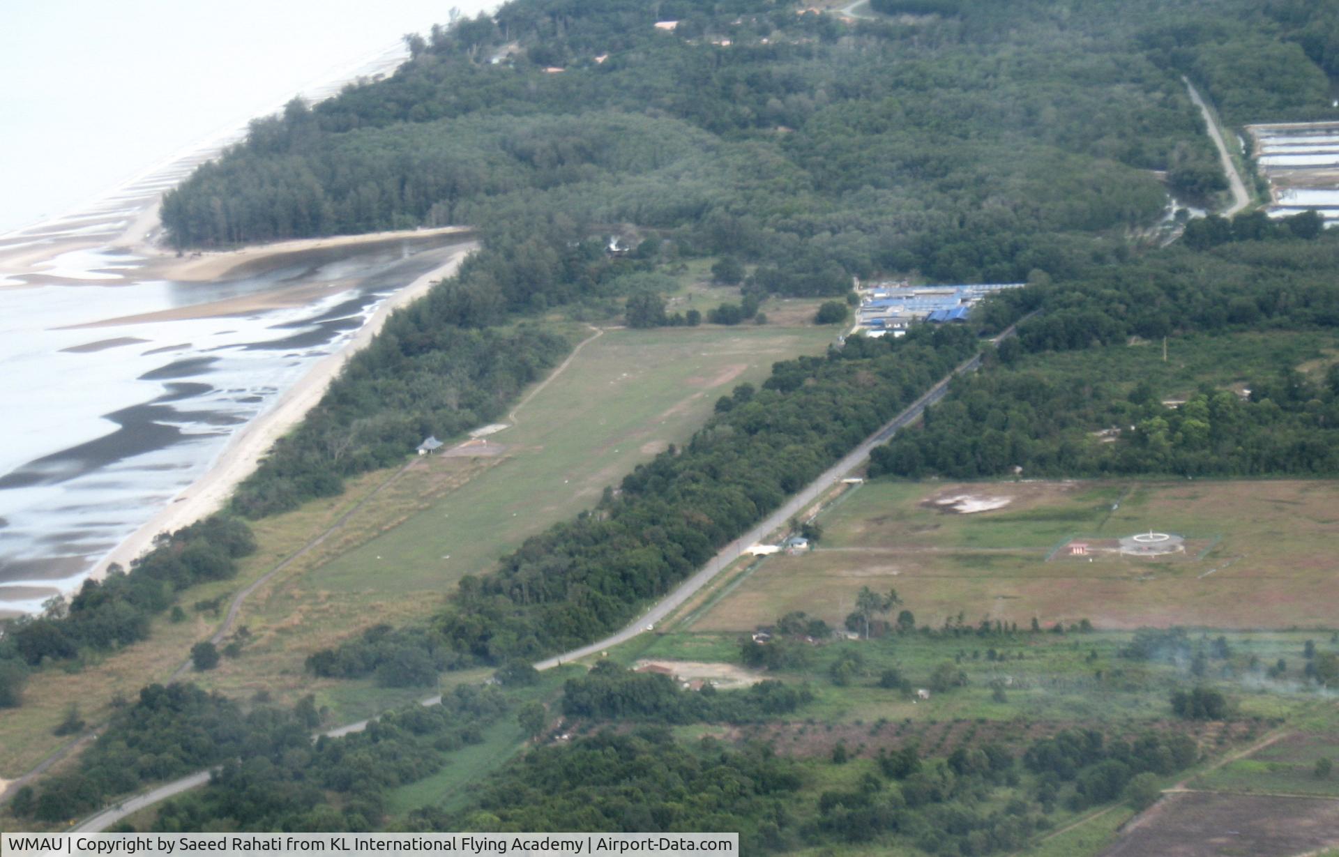 Mersing Airport, Mersing, Johor Malaysia (WMAU) - Mersing Have a Grass Runway + a VOR and no Tower