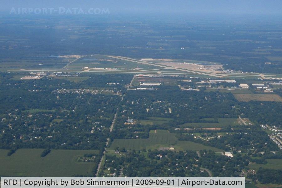 Chicago/rockford International Airport (RFD) - Looking west