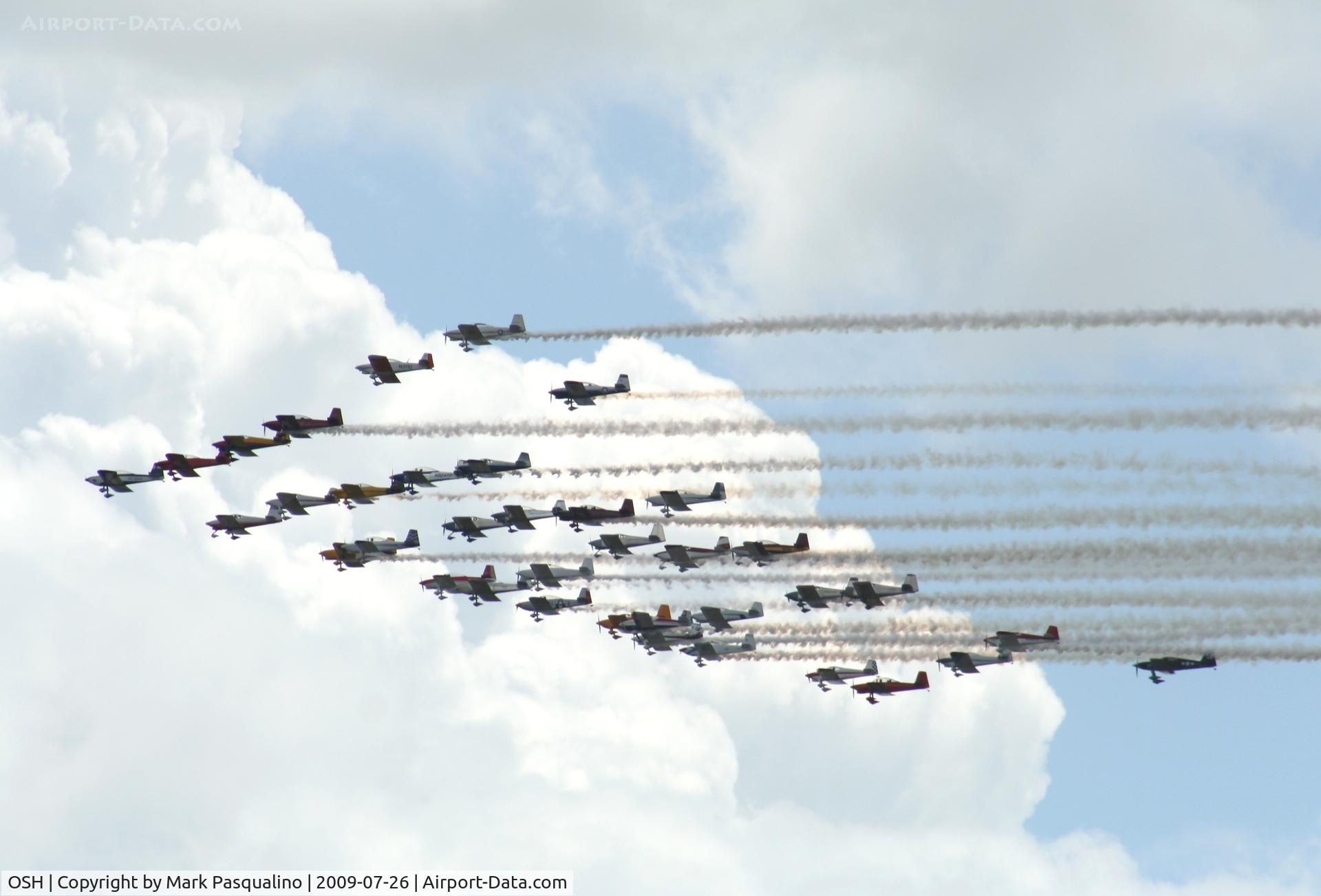 Wittman Regional Airport (OSH) - RV formation