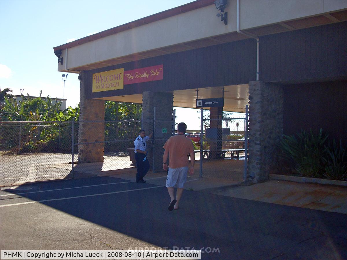 Molokai Airport, Kaunakakai, Hawaii United States (PHMK) - At Molokai, HI
