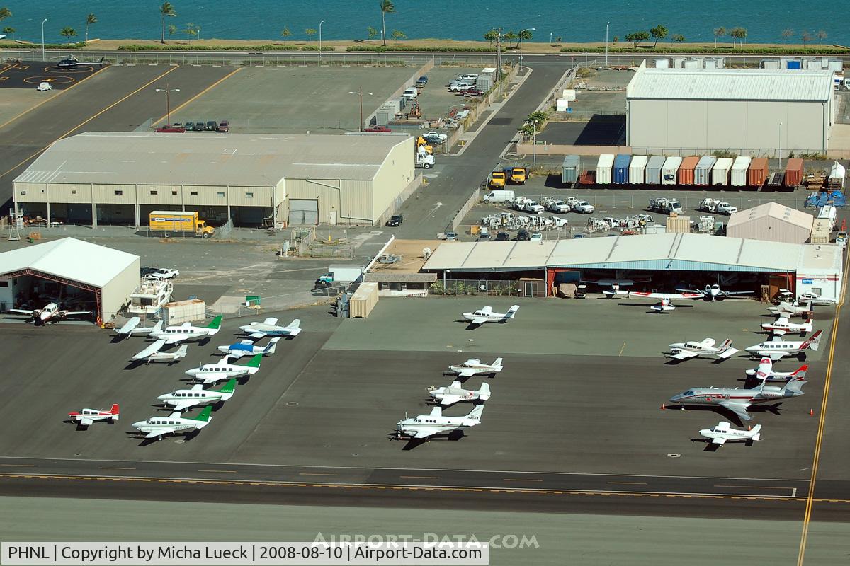 Honolulu International Airport, Honolulu, Hawaii United States (PHNL) - Impressive line-up at HNL