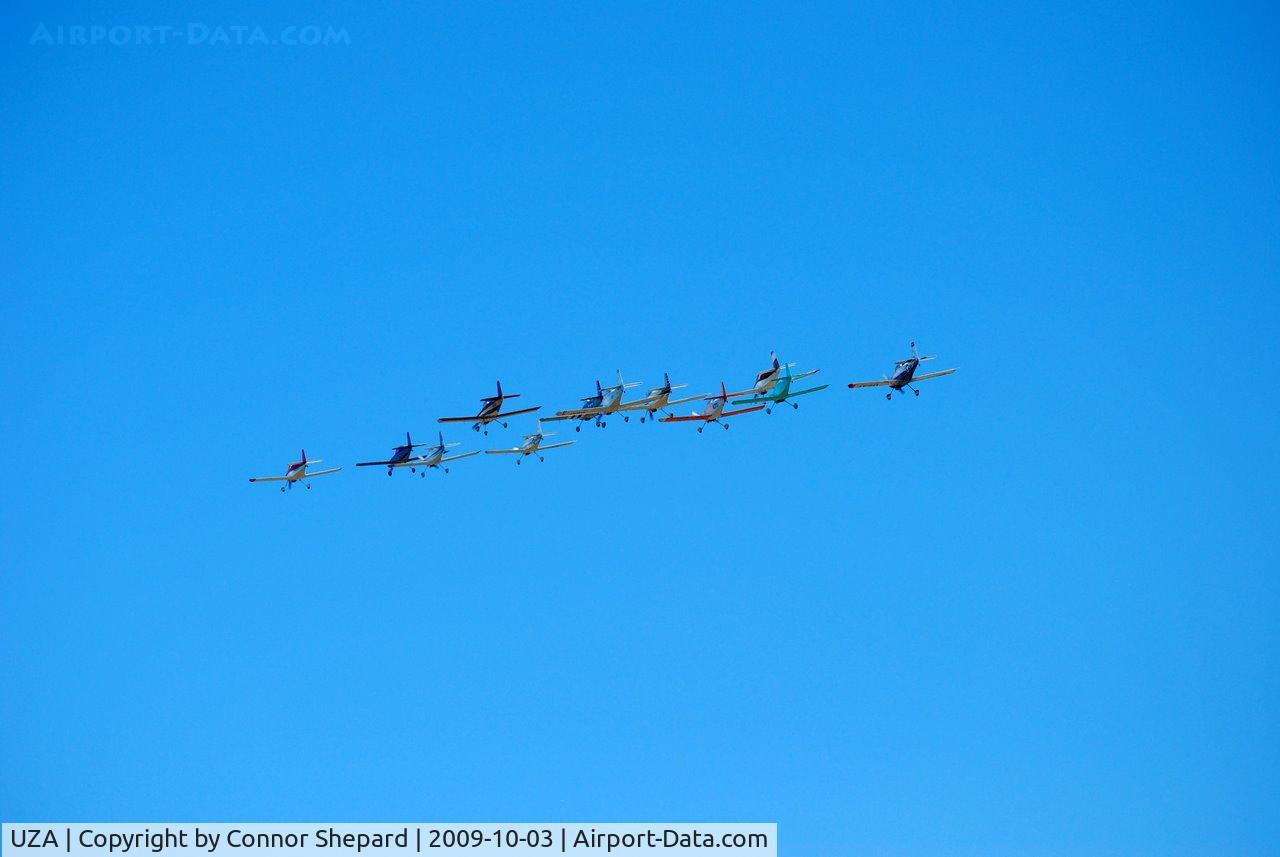 Rock Hill/york Co/bryant Field Airport (UZA) - Flying in formation