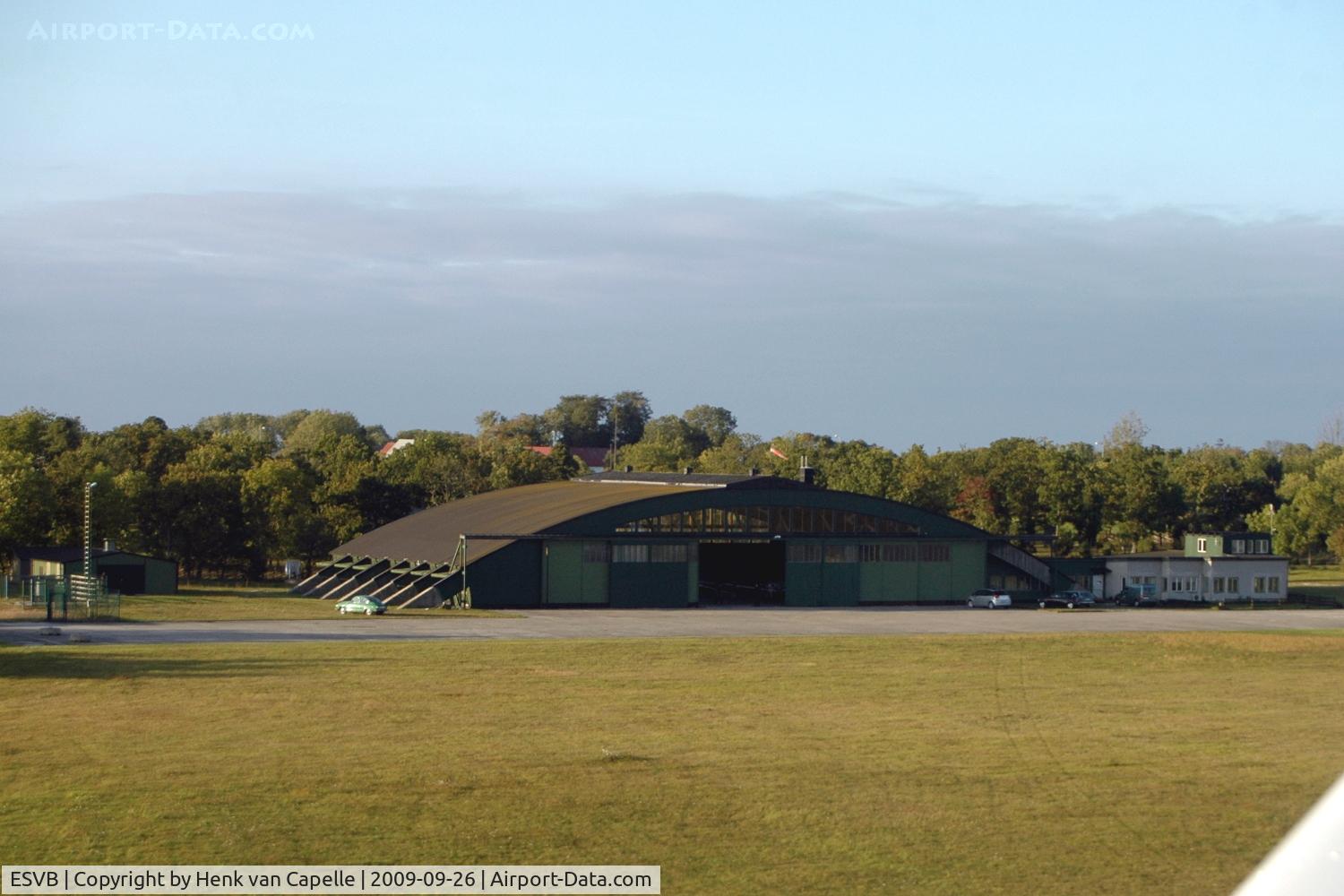Bunge Airport, Bunge Sweden (ESVB) - The old Swedish Air Force hangar at Bunge airfield at the northern end of the island of Gotland, Sweden.