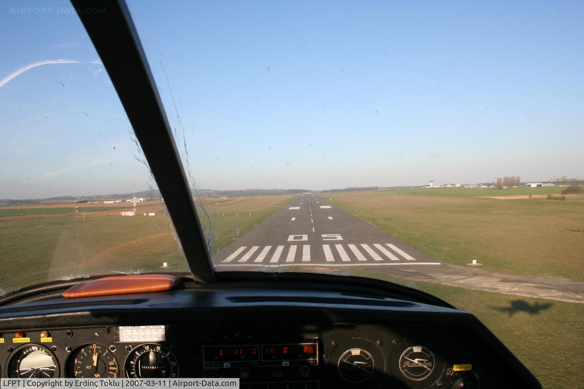 Pontoise Cormeilles-en-Vexin Airport, Pontoise France (LFPT) - Touching on RWY 05 at Pontoise