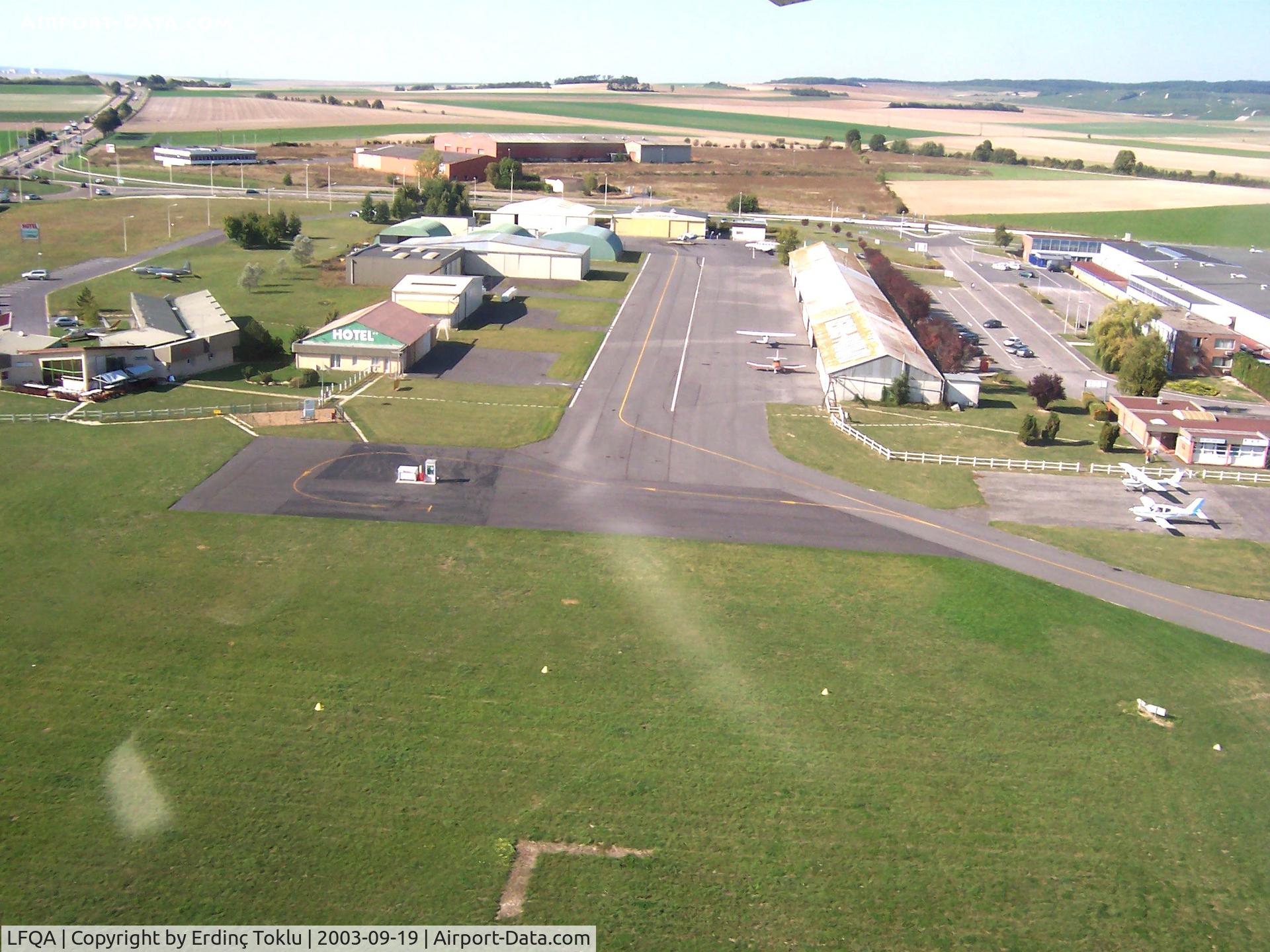 Reims Prunay Airport, Reims France (LFQA) - Aéro-clubs, parking, hotel and restaurant at Reims-Prunay