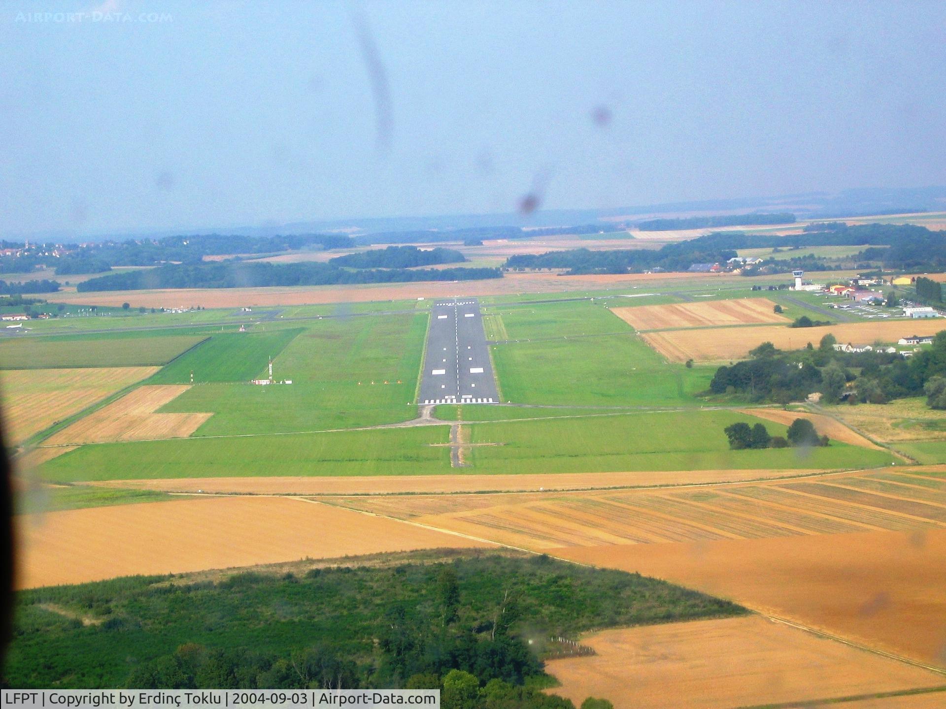 Pontoise Cormeilles-en-Vexin Airport, Pontoise France (LFPT) - Short final on Rwy 05 with 2 whites and 2 reds (as usual)