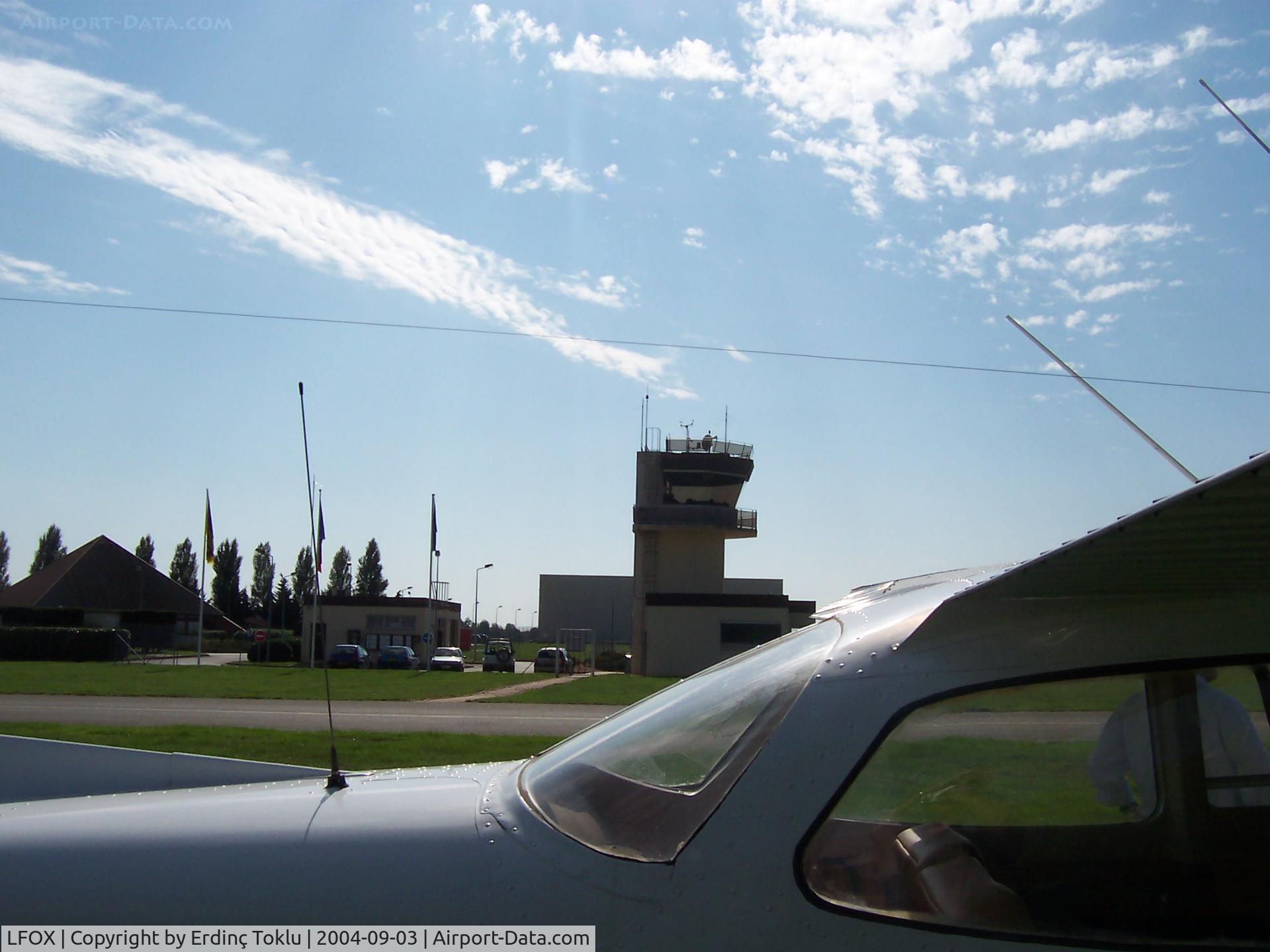 Étampes Montdesir Airport, Étampes France (LFOX) - Etampes-Mondésir tower