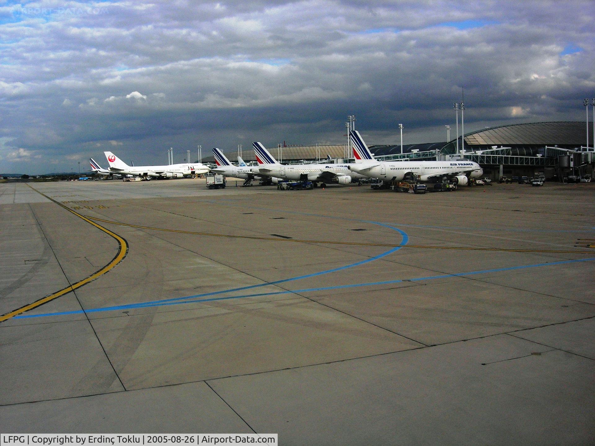 Paris Charles de Gaulle Airport (Roissy Airport), Paris France (LFPG) - Getting dark at Roissy CDG