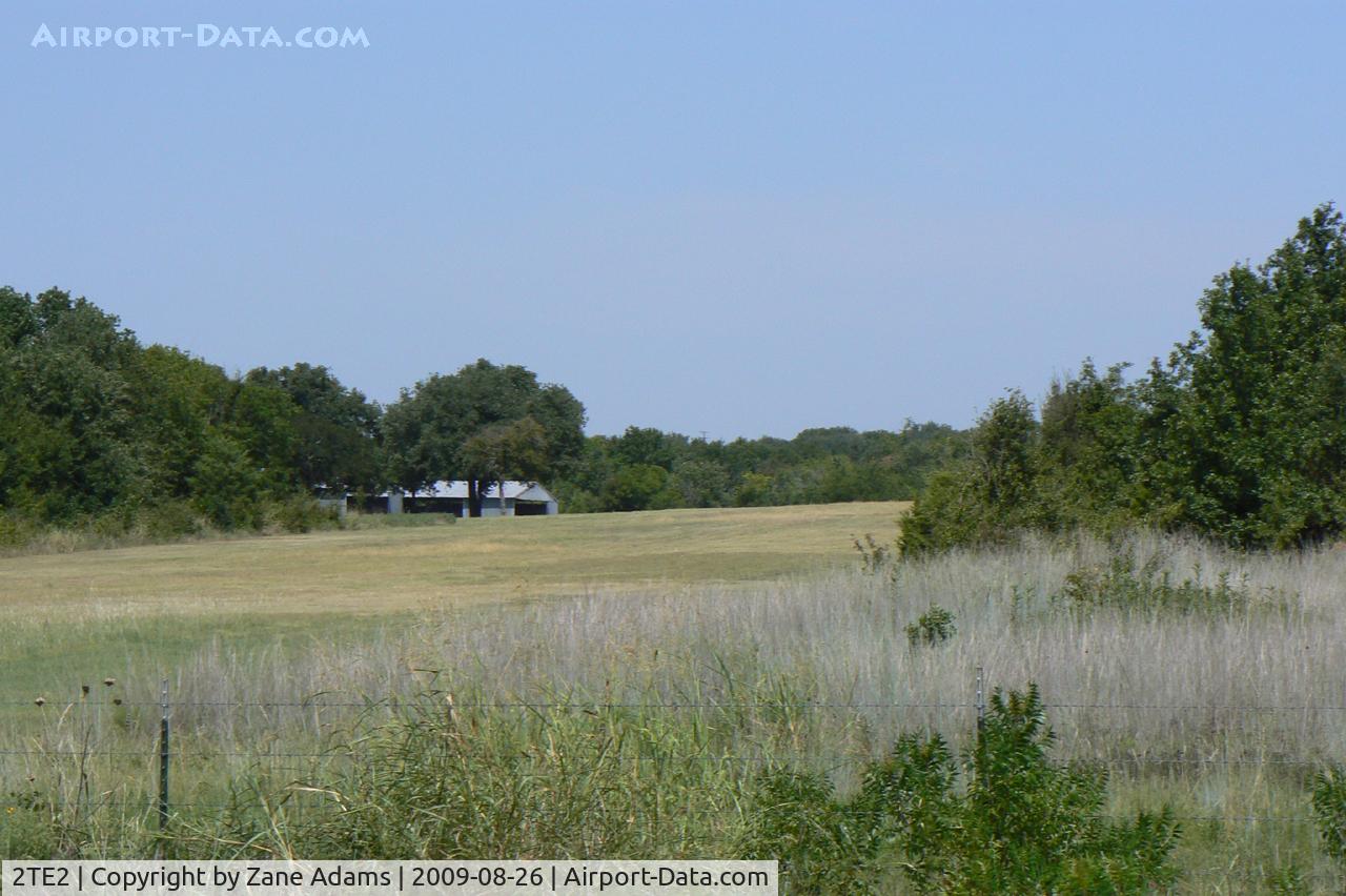 Flying Oaks Airport (2TE2) - Flying Oaks Ranch