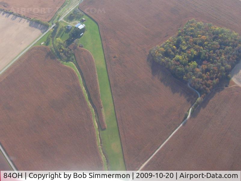Hanshell Flying Apple Airport (84OH) - Looking NE