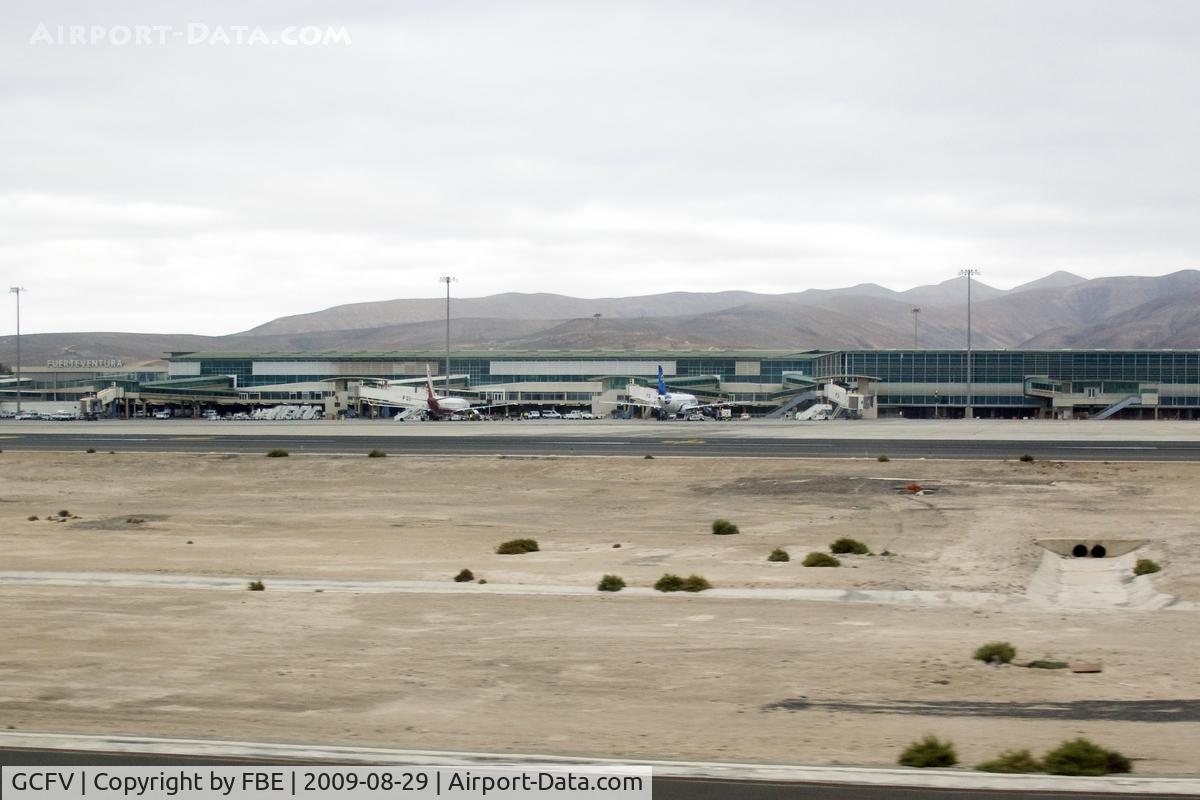 El Matorral Airport, Fuerteventura Spain (GCFV) - view of the terminal at Fuerteventura while departing