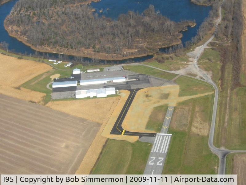 Hardin County Airport (I95) - New taxi way completed.