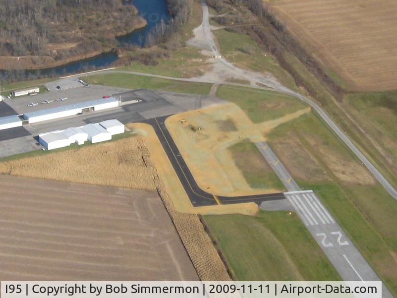 Hardin County Airport (I95) - New taxi way completed.