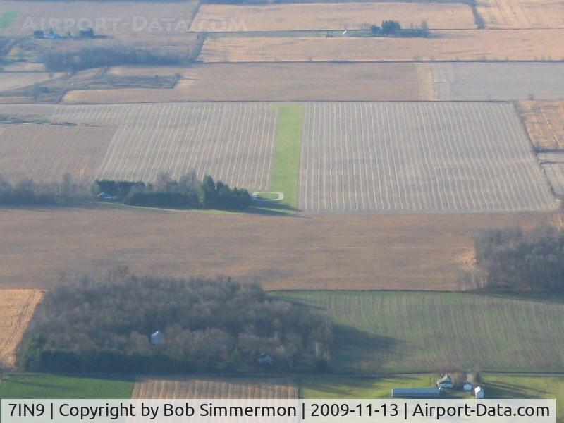 The Last Resort Airport (7IN9) - Looking south
