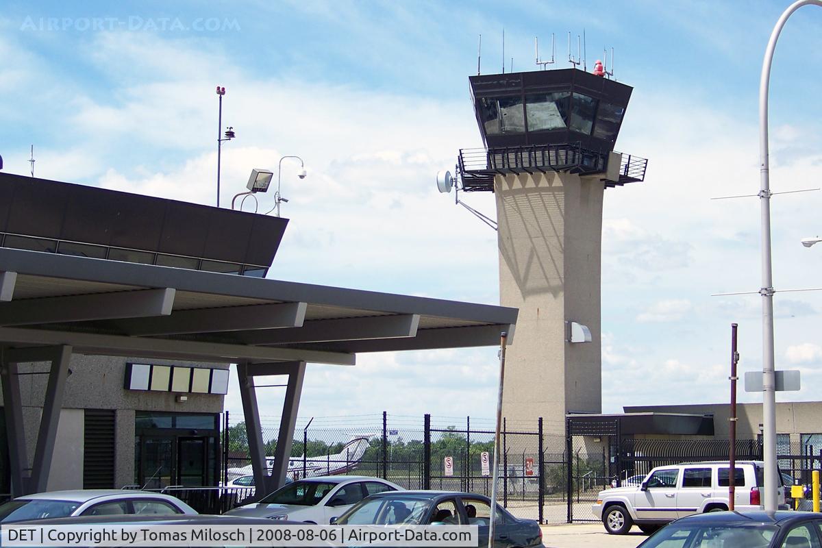 Coleman A. Young Municipal Airport (DET) -  