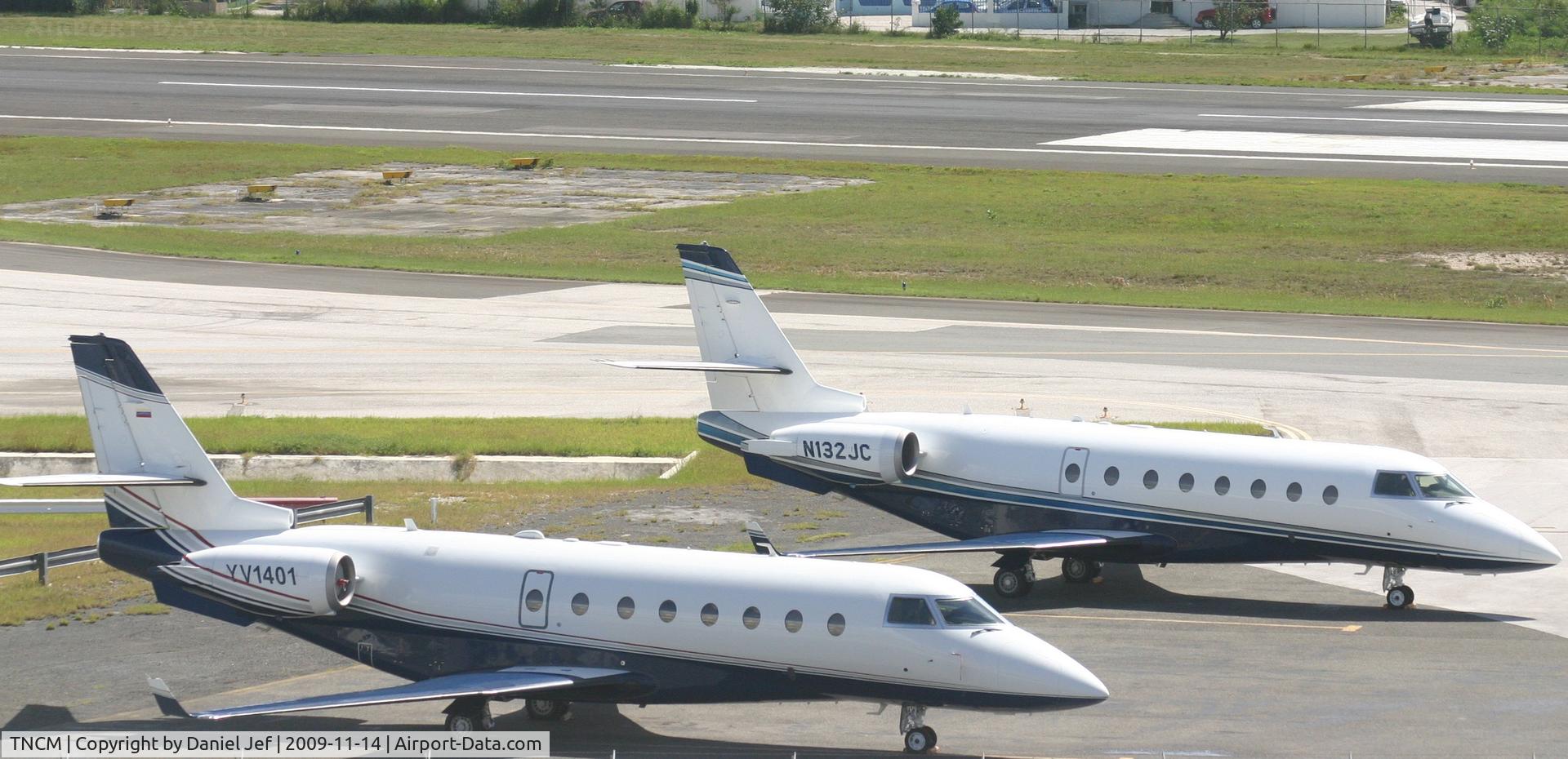 Princess Juliana International Airport, Philipsburg, Sint Maarten Netherlands Antilles (TNCM) - North and south registrations side by side