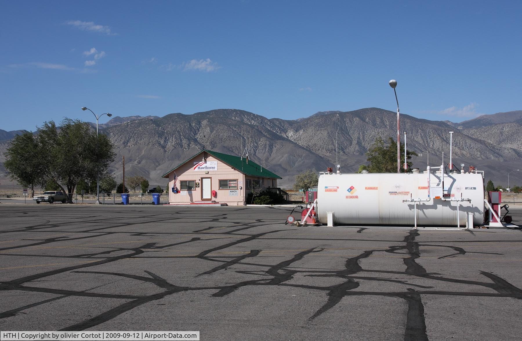 Hawthorne Industrial Airport (HTH) - No activity this morning...