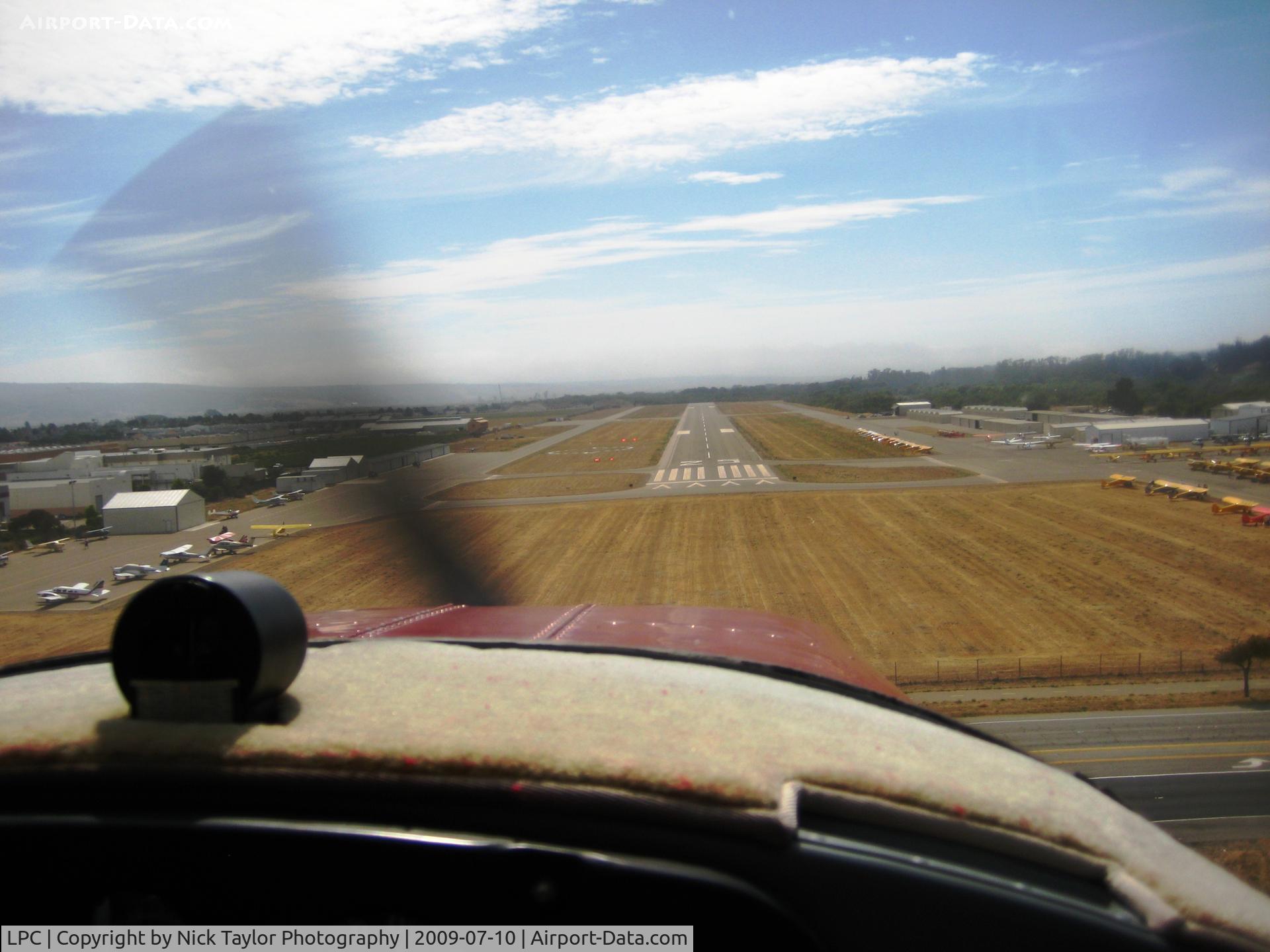 Lompoc Airport (LPC) - Final approach 25