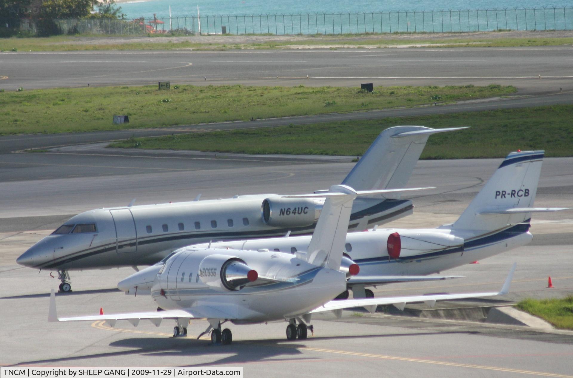 Princess Juliana International Airport, Philipsburg, Sint Maarten Netherlands Antilles (TNCM) -     
