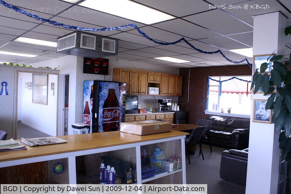 Hutchinson County Airport (BGD) - KBGD
