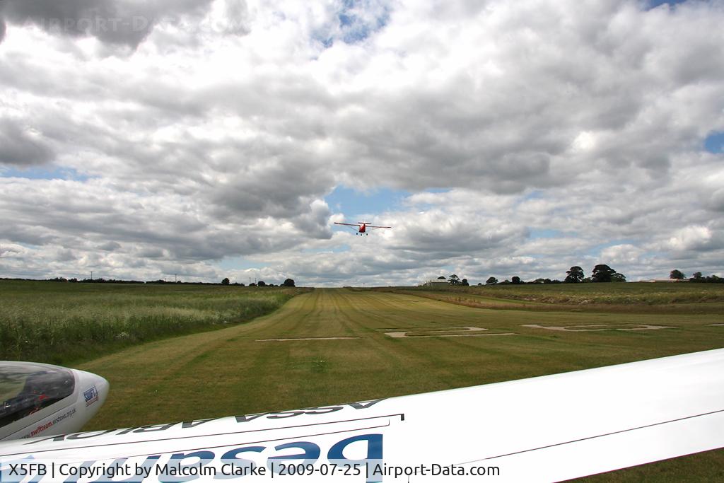X5FB Airport - The 6 degree upslope from 26 at Fishburn Airfield, UK.