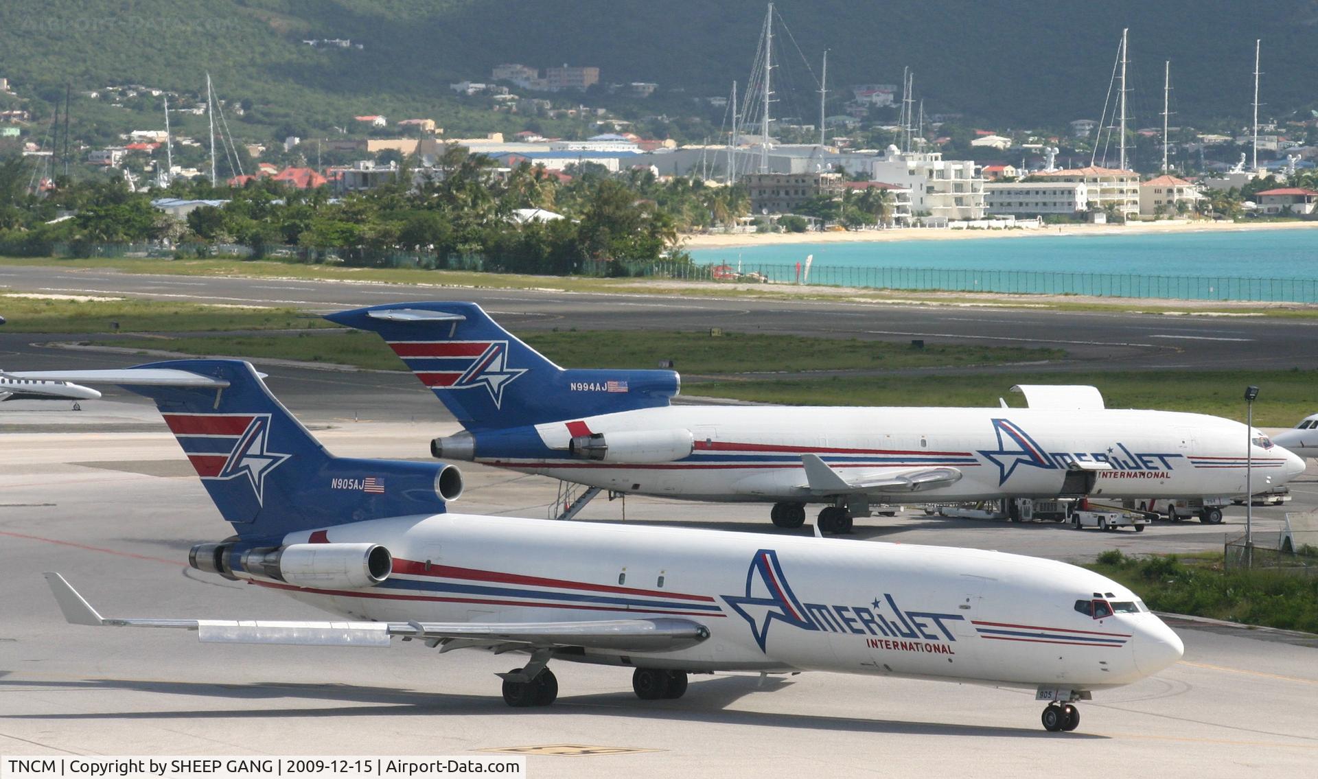 Princess Juliana International Airport, Philipsburg, Sint Maarten Netherlands Antilles (TNCM) - never seen befor two Amerijet in at the same time