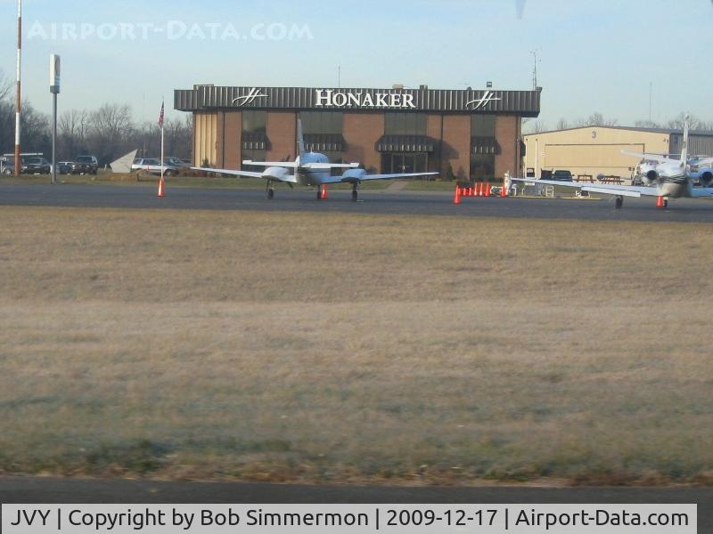 Clark Regional Airport (JVY) - Honaker's facility