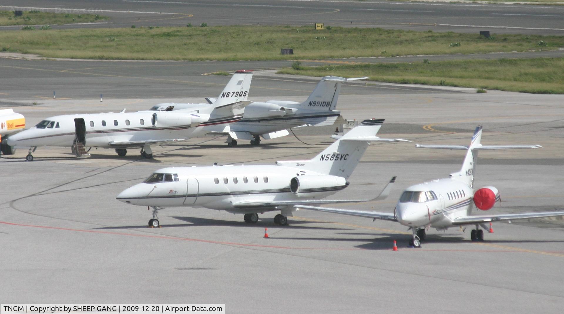 Princess Juliana International Airport, Philipsburg, Sint Maarten Netherlands Antilles (TNCM) - Just a little of what can be seen at the tarmac tncm