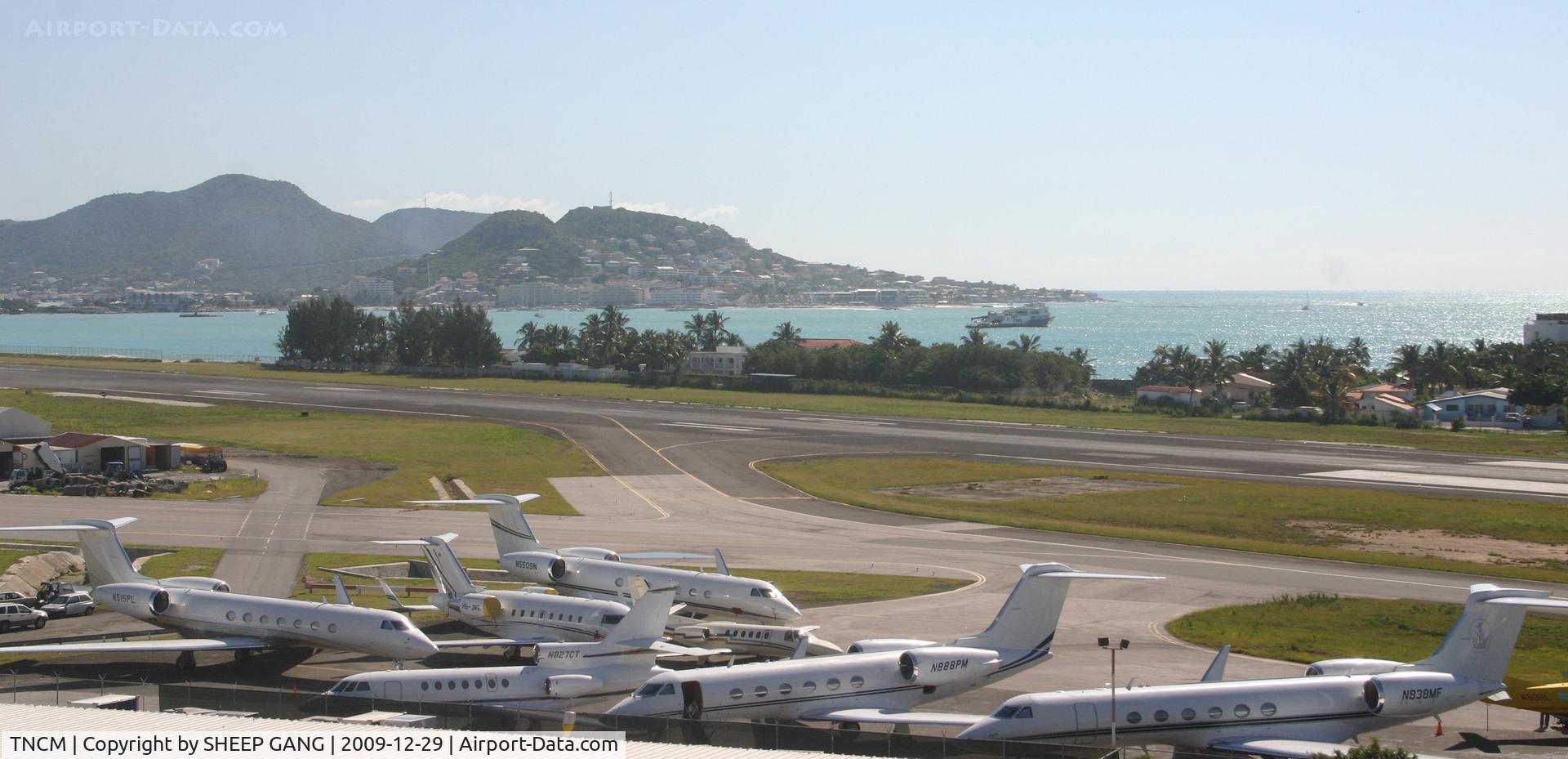 Princess Juliana International Airport, Philipsburg, Sint Maarten Netherlands Antilles (TNCM) - This is what's park at the cargo ramp