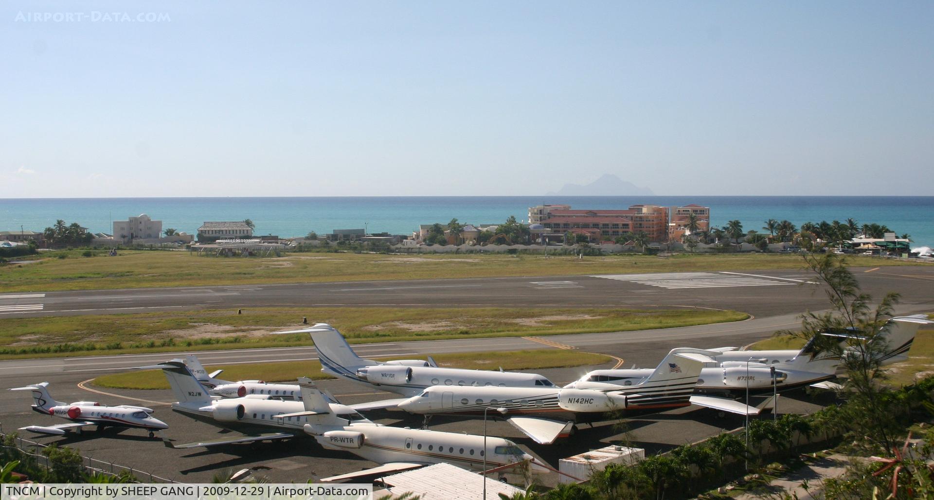 Princess Juliana International Airport, Philipsburg, Sint Maarten Netherlands Antilles (TNCM) - A next look at the extrem west ramp