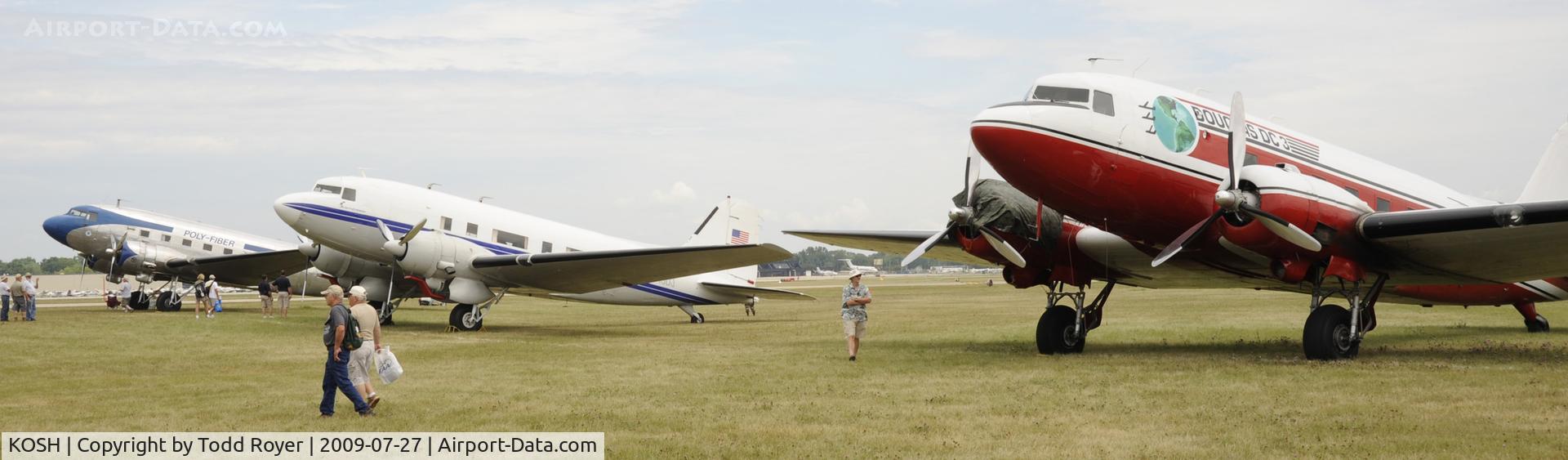 Wittman Regional Airport (OSH) - EAA AIRVENTURE 2009