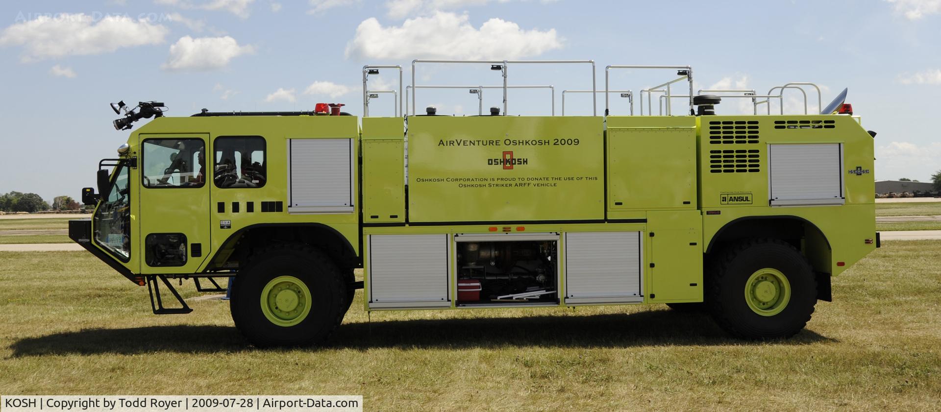 Wittman Regional Airport (OSH) - EAA AIRVENTURE 2009