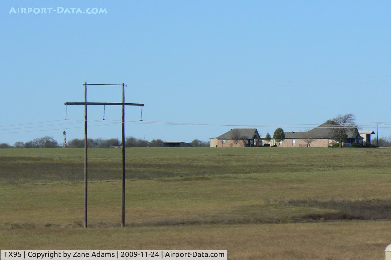 Coppenger Farm Airport (TX95) - Coppinger Farm Airfield...I think...it was hard to discern this airport from the ground...
