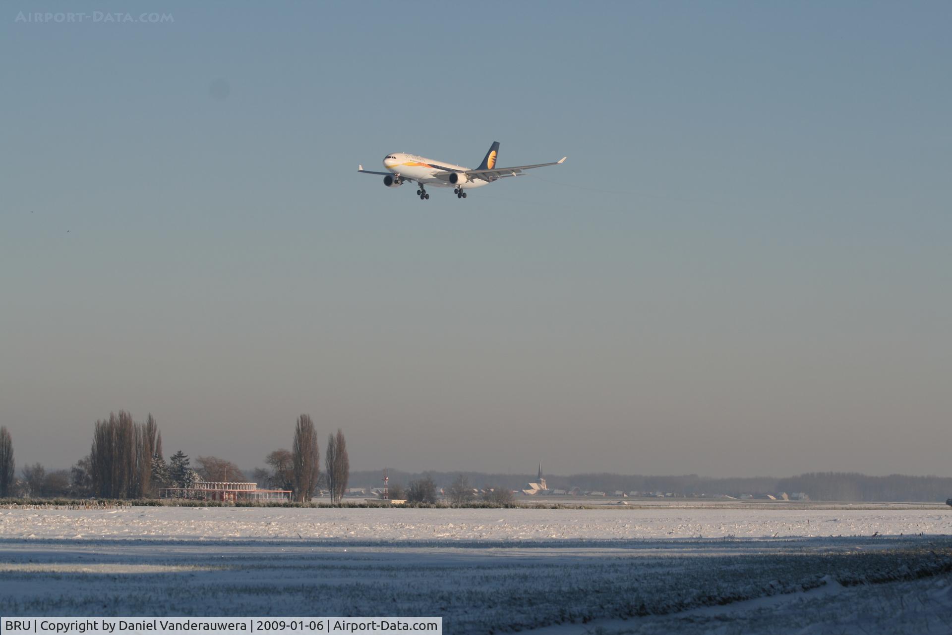 Brussels Airport, Brussels / Zaventem   Belgium (BRU) - A330-203 VT-JWG on approach to rwy 25L