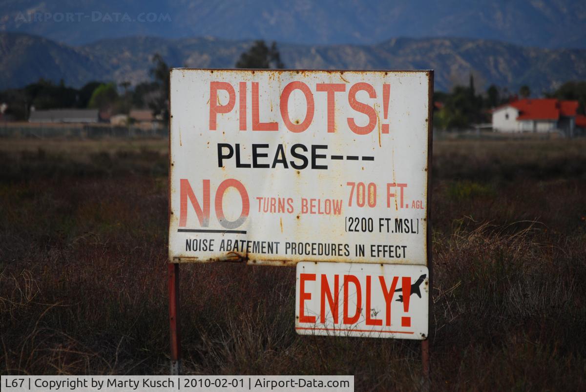 Rialto Municipal /miro Fld/ Airport (L67) - Pilot Guidance