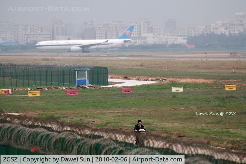 Shenzhen Bao'an International Airport, Shenzhen, Guangdong China (ZGSZ) - RWY 15