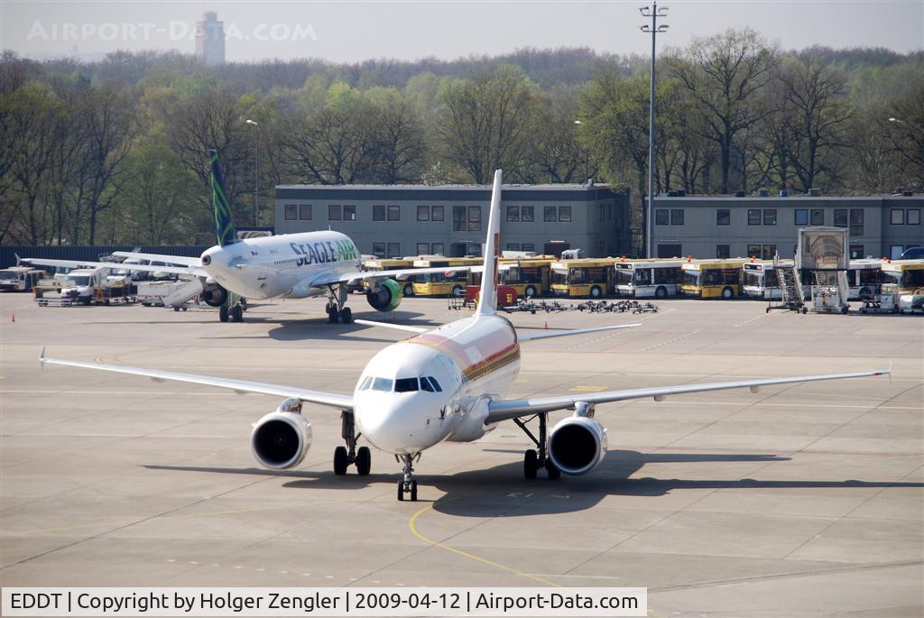 Tegel International Airport (closing in 2011), Berlin Germany (EDDT) - A proud Spain and a perished Slovak